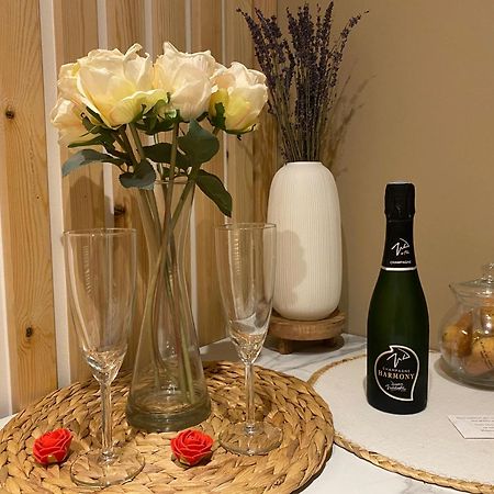 Appartement - Parking Prive Gratuit, Proche Centre-Ville Et Gare De Saint-Omer แซ็งดอแมร์ ภายนอก รูปภาพ