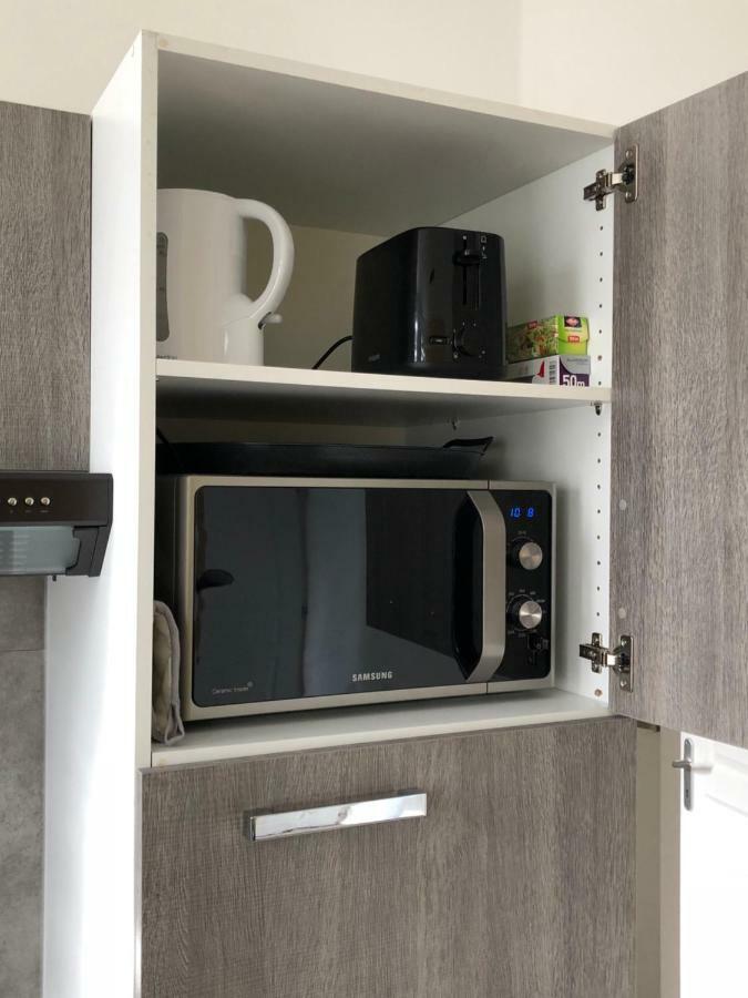 Appartement - Parking Prive Gratuit, Proche Centre-Ville Et Gare De Saint-Omer แซ็งดอแมร์ ภายนอก รูปภาพ